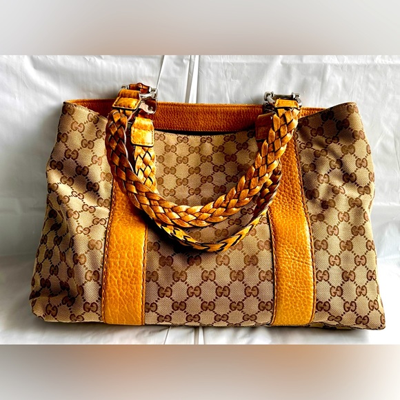 Gucci Bamboo Bar Hobo Bag